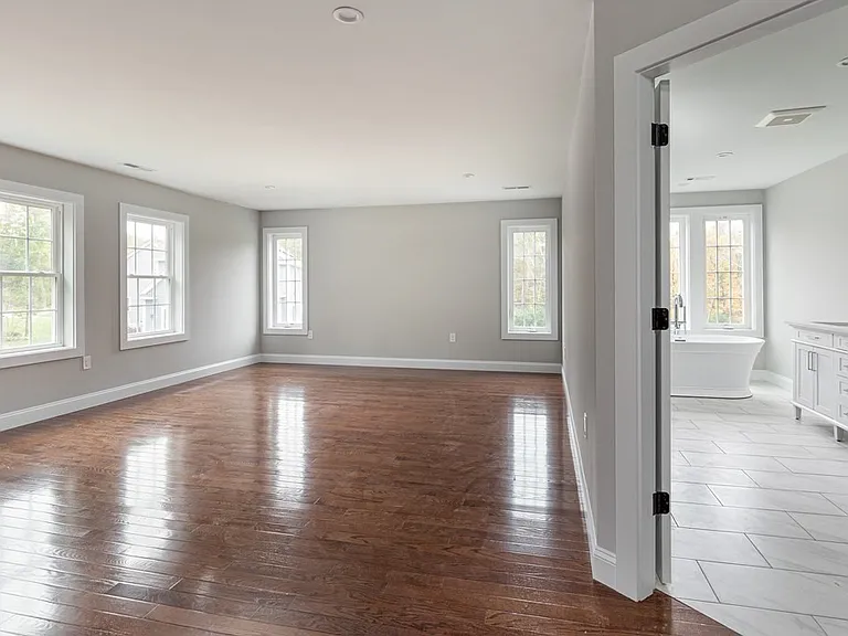 15 Anna Pl — Photo 17