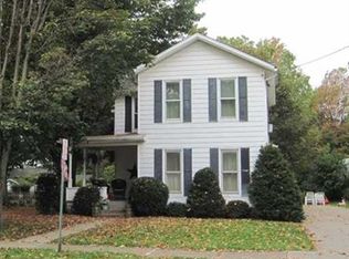 29 N Mill St, North East, PA 16428