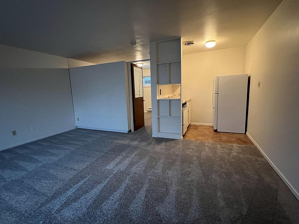 1st image of 5926 Fauntleroy Way SW #5