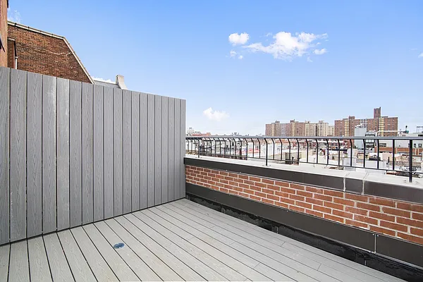 Rented by REAL New York | media 16