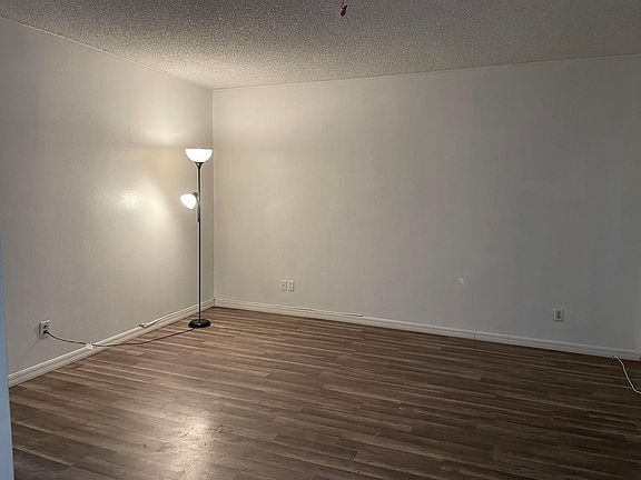 5th image of 5347 Oakland St APT 3
