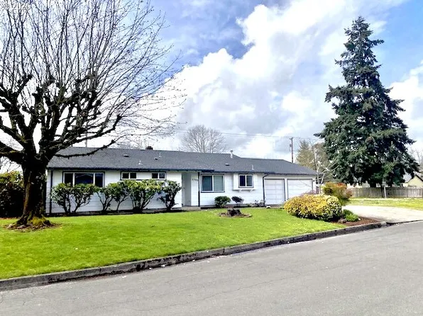 3308 Wisteria St, Eugene, OR 97404