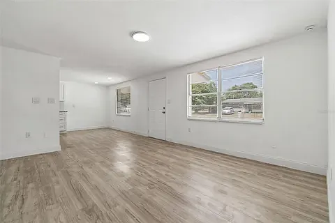 4 bed, 1413 sqft, $3,850 — Photo 4