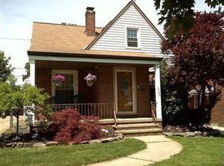 4786 Broadale Rd, Cleveland, OH 44109