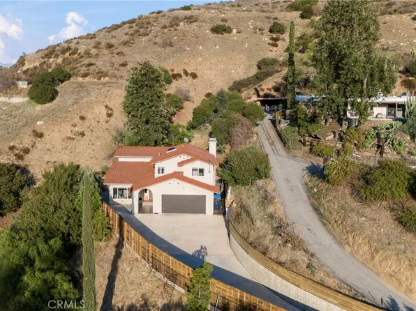 10110 Sunland Blvd, Sunland, CA 91040