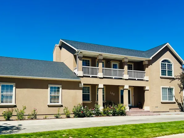 180 Modoc Dr, Winnemucca, NV 89445