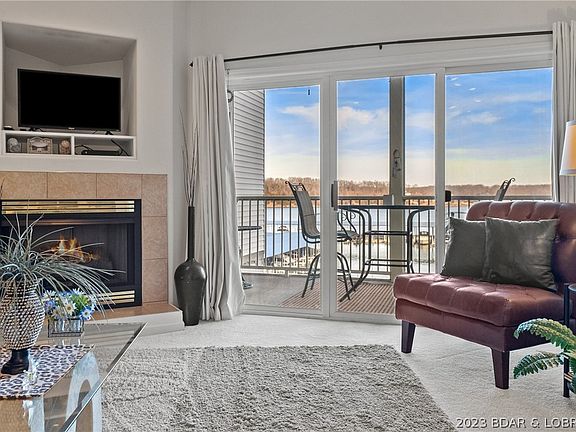 2nd image of 5450 Christopher Ln #212
