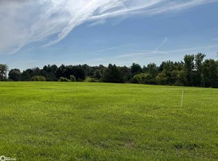 Grand Ave, Fairfield, IA