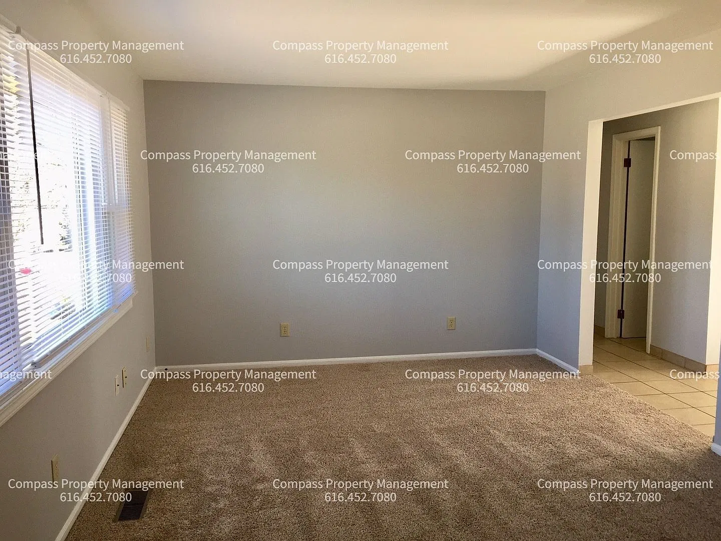2 bed, 1.0 bath, 1008 sqft, $1,325 — Photo 2