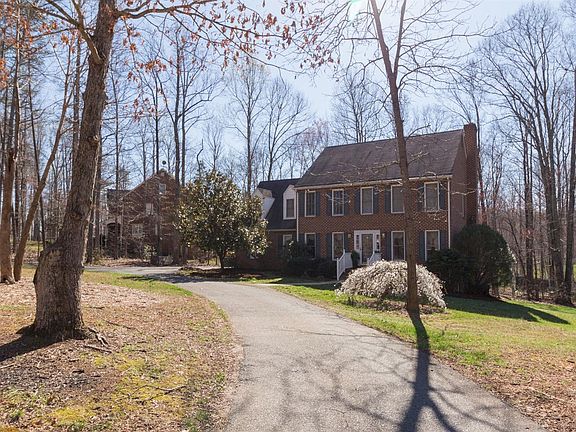 2nd image of 225 Millspring Dr