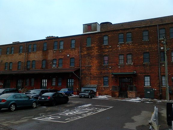 2nd image of 727 W Grand Blvd APT 301