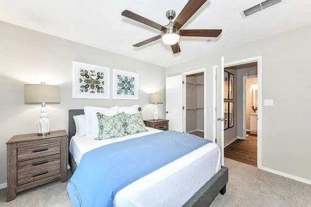 Woodcrest Village — Photo 10