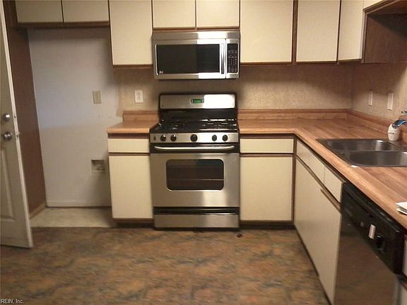 2nd image of 1710 Unicorn Dr
