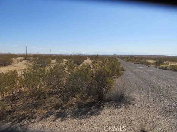9004 Craig St, California City, CA 93505