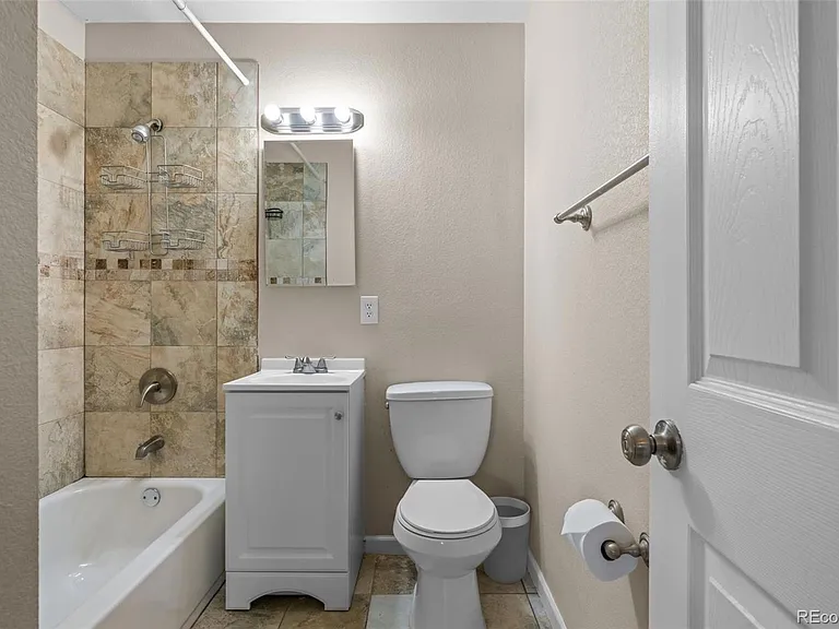 2203 Beech Ct — Photo 7