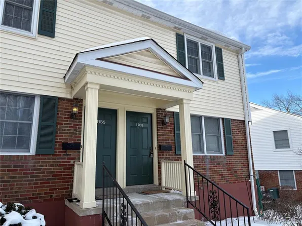 1763 High School Dr, Saint Louis, MO 63144