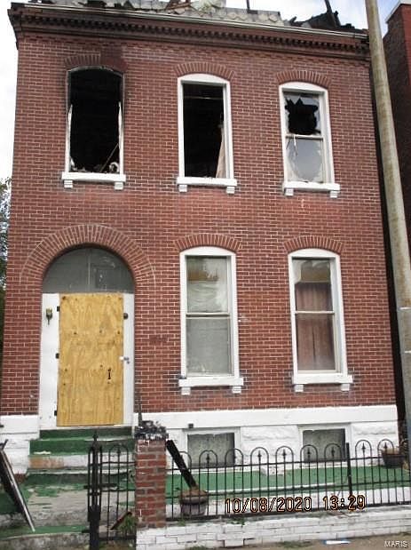 1st image of 2527 E University St