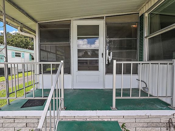 5th image of 6 Cocos Plumosa Dr #A
