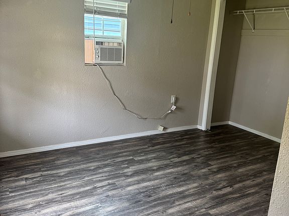 4th image of 115 W Kansas Ave APT 20