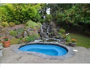 15411 Village Dr, Lake Oswego, OR