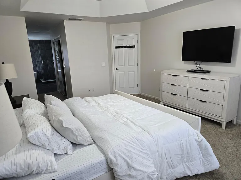 1652 Redstone Ct — Photo 25
