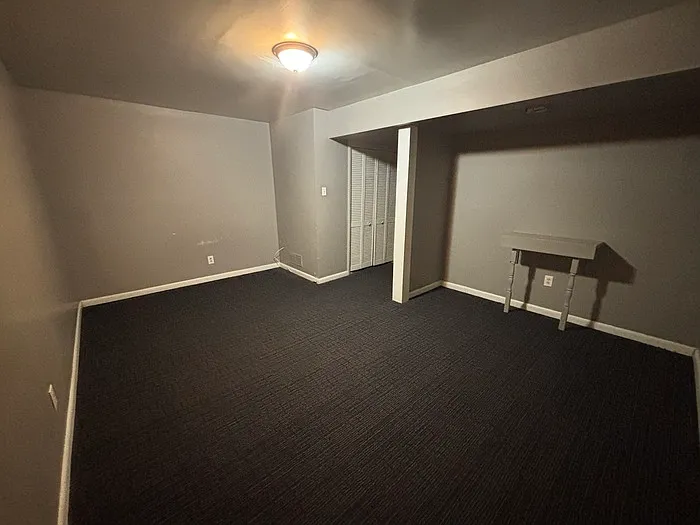 823 Showell Ct — Photo 20