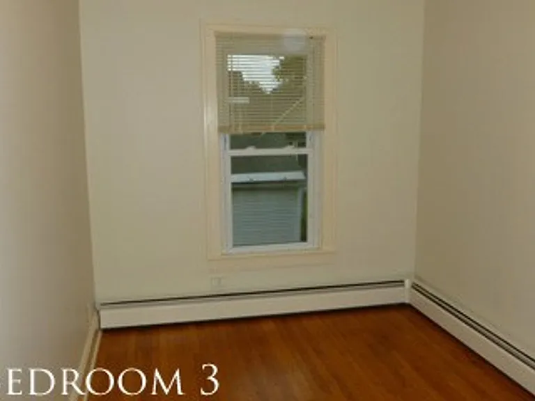 83-85 E Main St — Photo 20