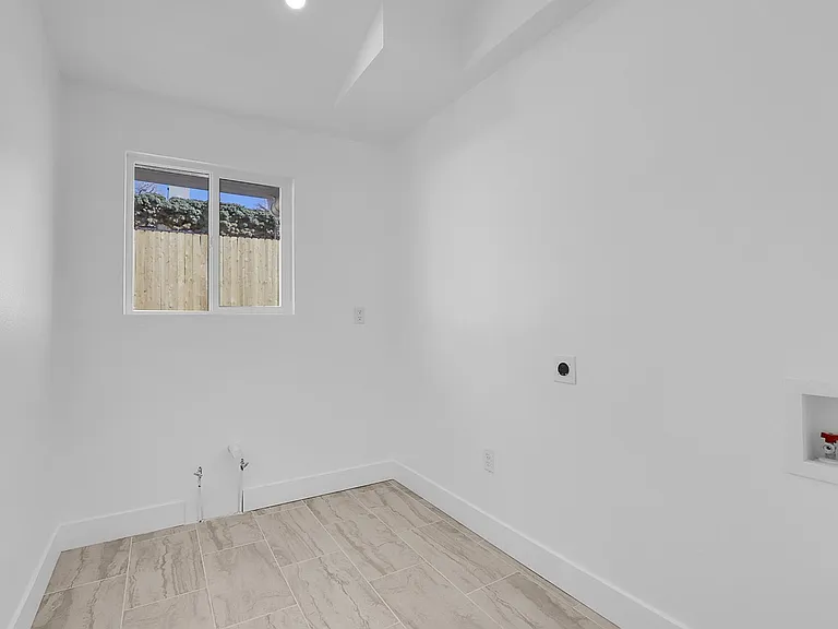 8340 W 67th Ave — Photo 3
