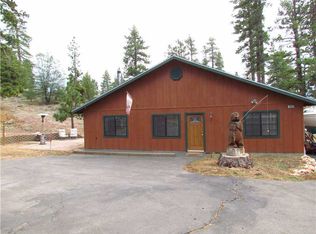 39665 Flicker Rd, Fawnskin, CA 92333