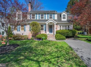 6107 Cromwell Dr, Bethesda, MD