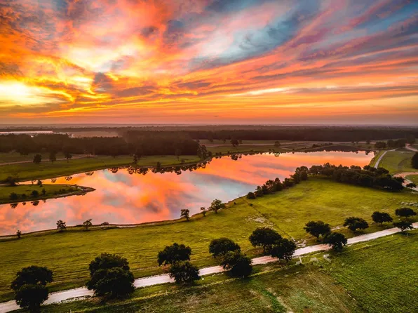 LOT 82 Lakeland Loop, Hillister, TX 77624