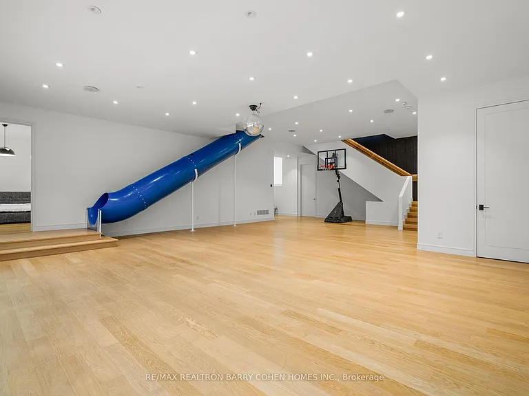 58 Timberlane Dr — Photo 36