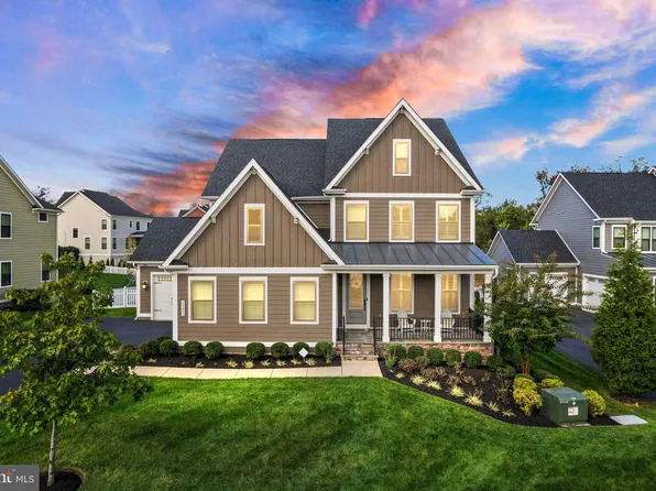 24275 Shinyleaf Ct, Aldie, VA 20105