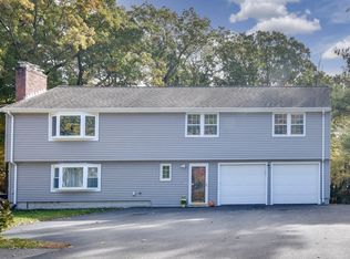 35 Blackberry Ln, Framingham, MA 01701