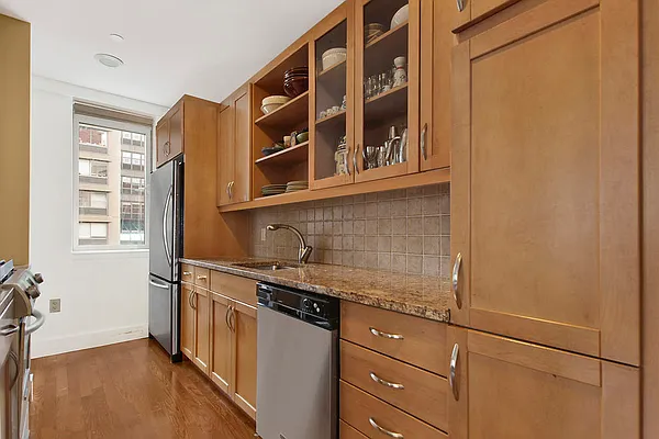 Sold by Corcoran | media 16