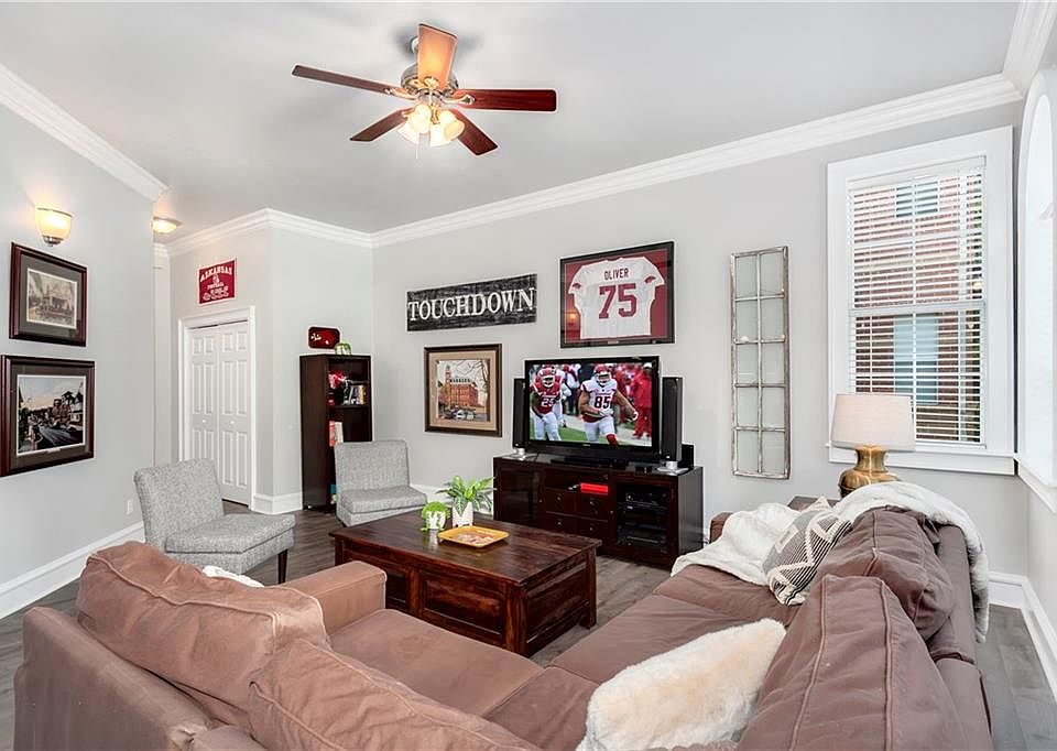 1st image of 340 N Campbell Ave APT 8
