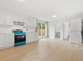 53 Bishop Ave #5, Toronto, ON M2M 1Z4