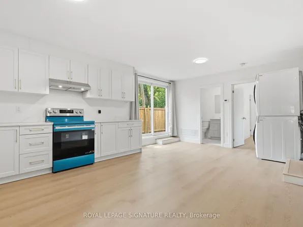 53 Bishop Ave, Toronto, ON