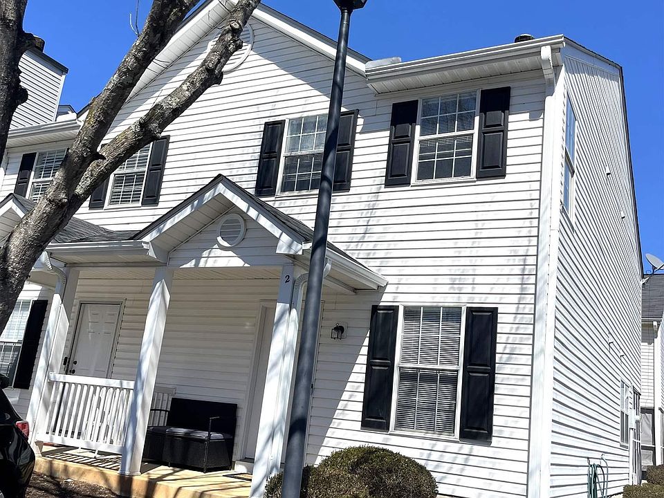 1st image of 2 Allenwood Ln