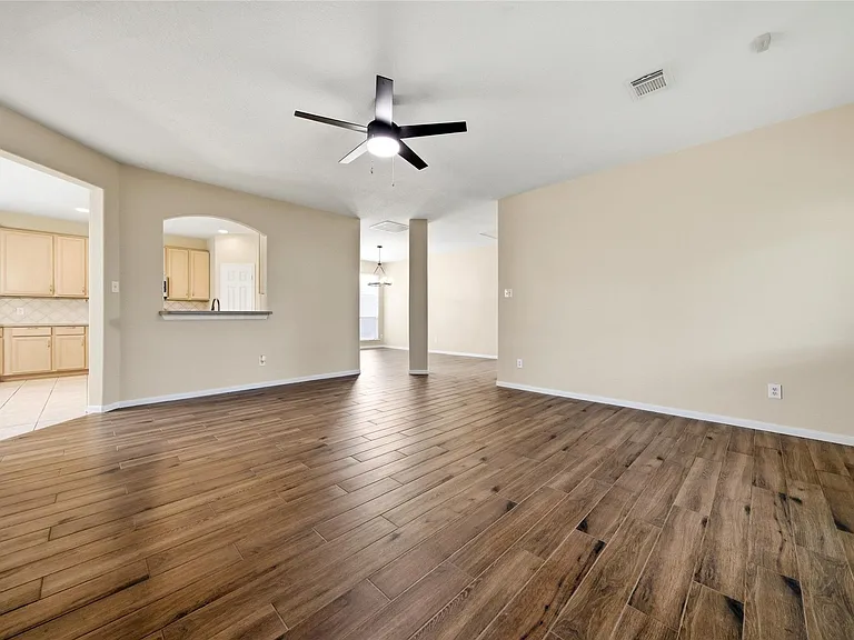 3711 Slocom Dr — Photo 21