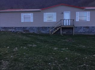 2517 Urchin Rd, Big Stone Gap, VA 24219