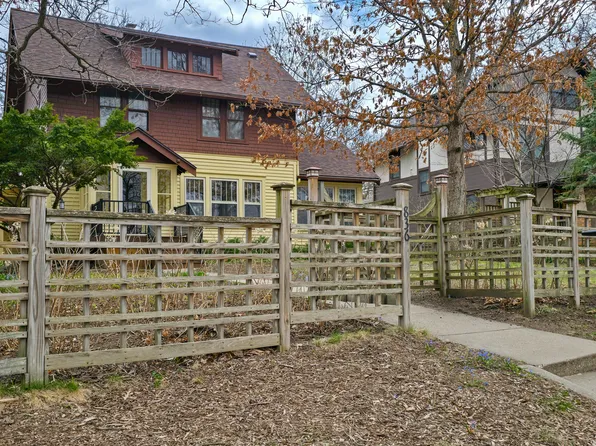 836 Brookridge Ave, Ames, IA 50010