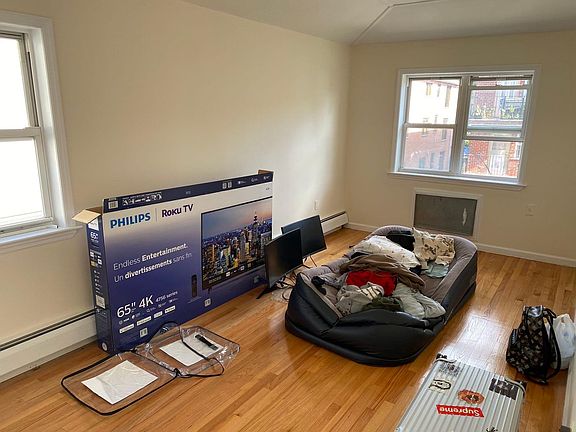 5th image of 4617 161st St Floor 2