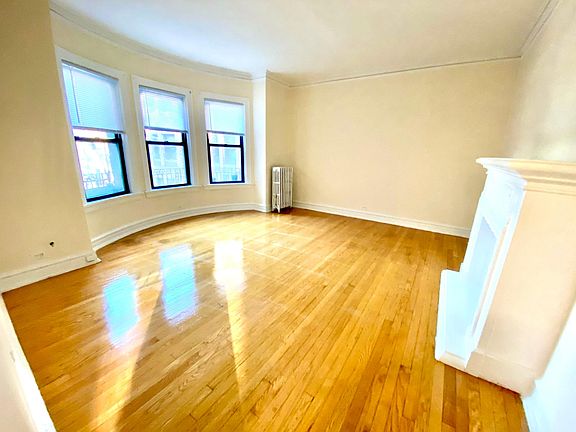 3rd image of 2560 W Estes Ave #2