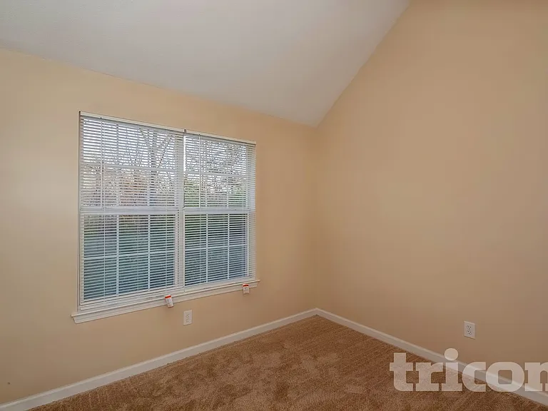 4453 Pipemaker Blf — Photo 11