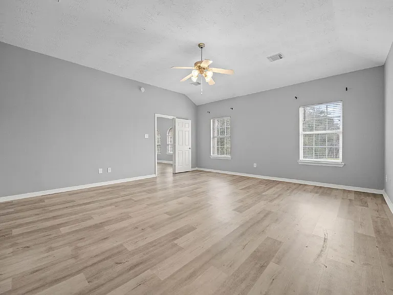 4500 Upland Circle Dr — Photo 19