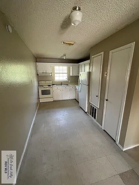 2 bed, 1.0 bath, 750 sqft, $890 — Photo 3