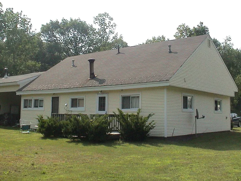 113 Leverett Rd #1 — Photo 2