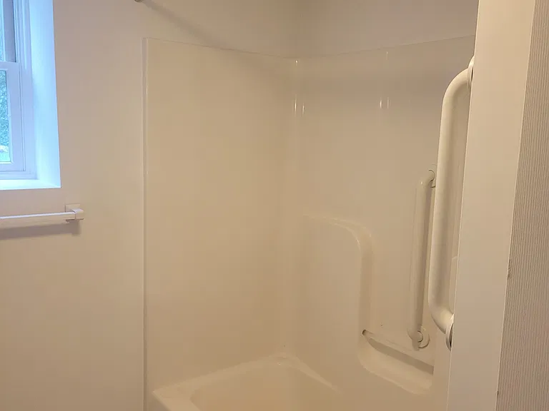 42 Lockwood St #2 — Photo 8