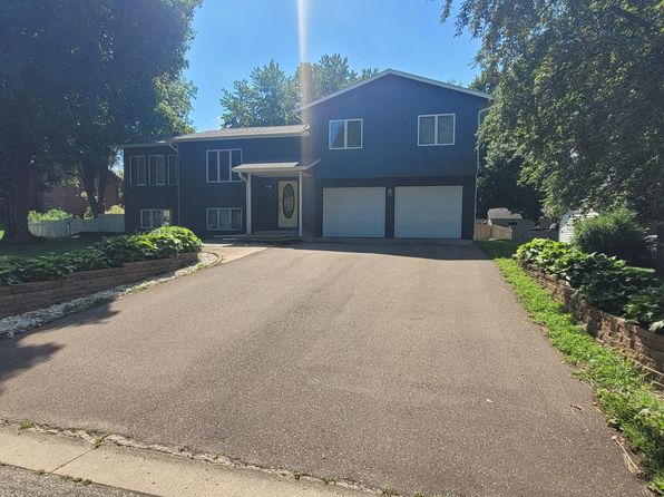 751 Lathrop Dr